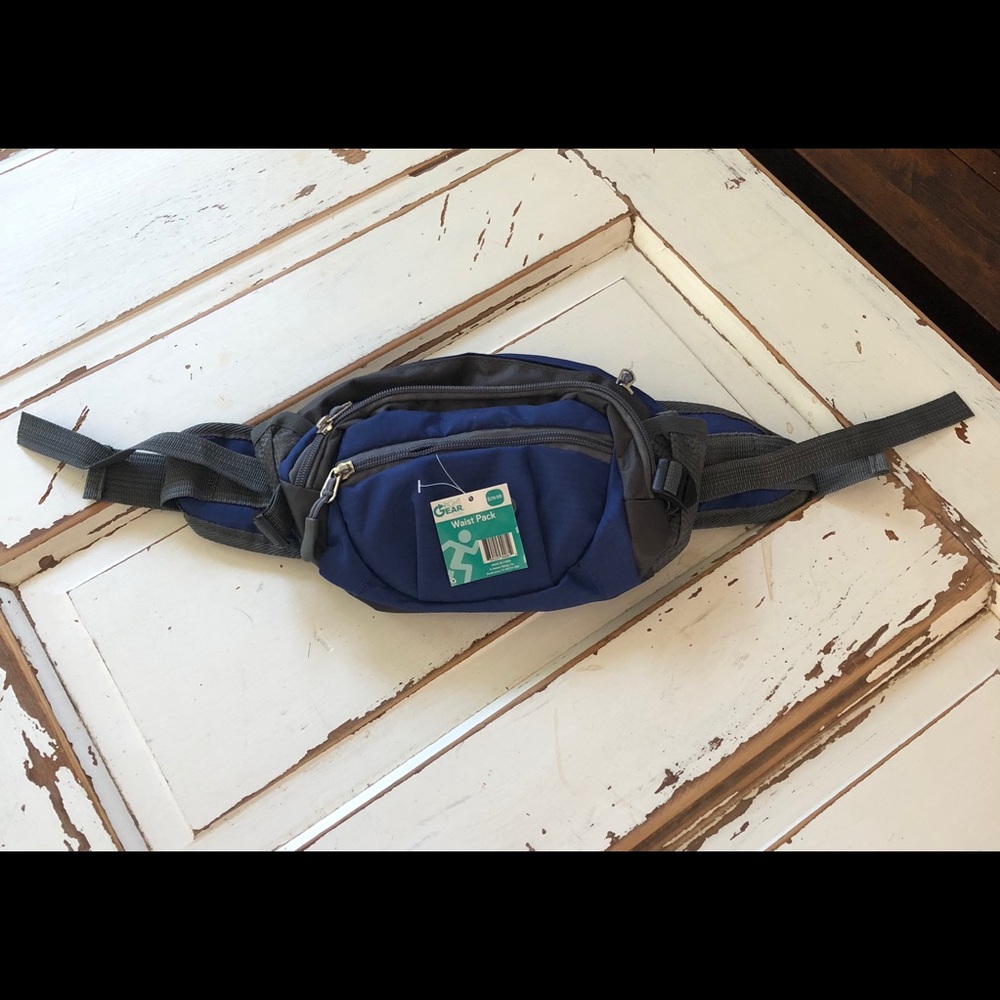 New With Tags Fanny Pack Waist Pack Right Gear